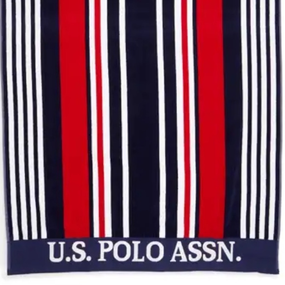 US POLO ASSN Bon Voyage Jacquard Beach Towel - Picture 3 of 3